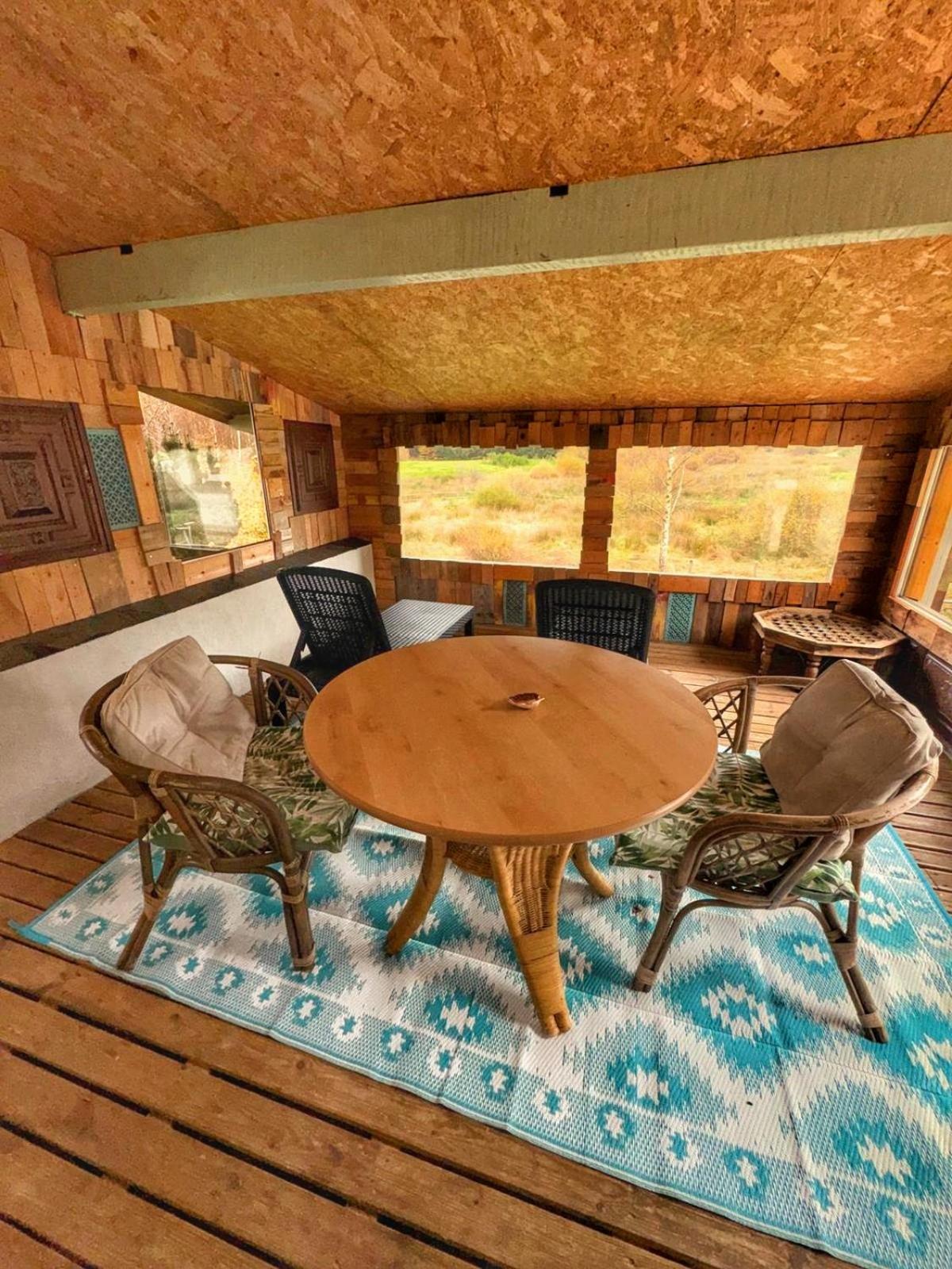 L'Echappee Belle A L'Etang D'Anty -Appartement Saint-Nabord Rom bilde